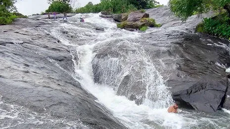 Vadattupara Waterfalls